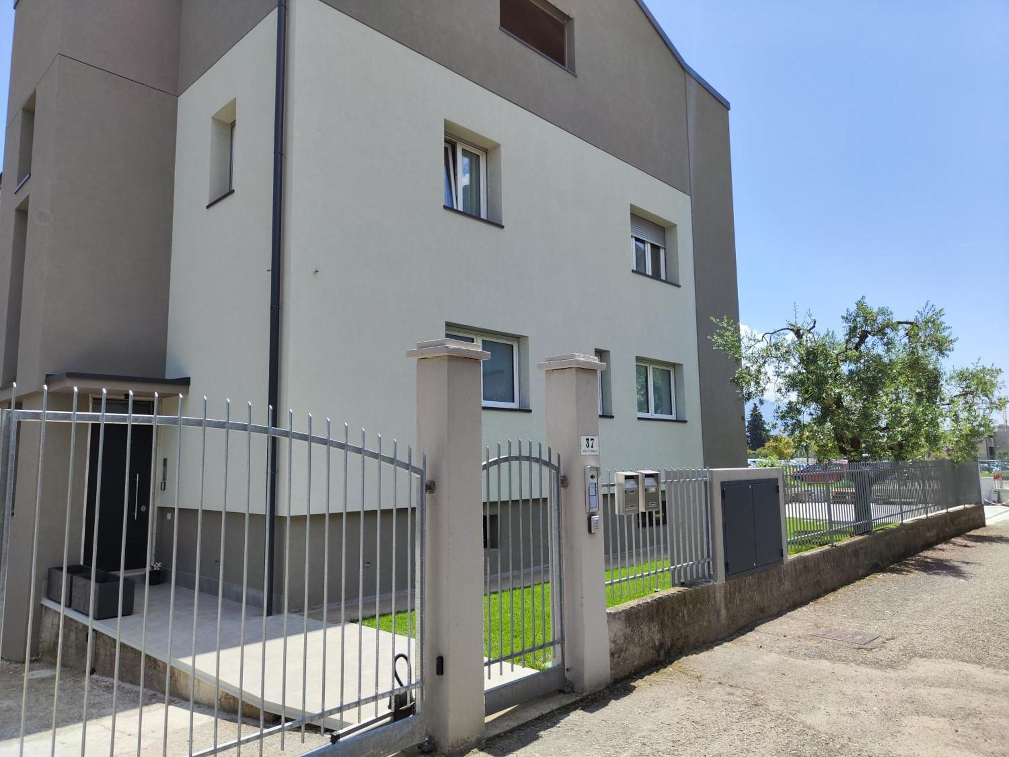Appartamento Oasi Degli Ulivi Riva del Garda Esterno foto